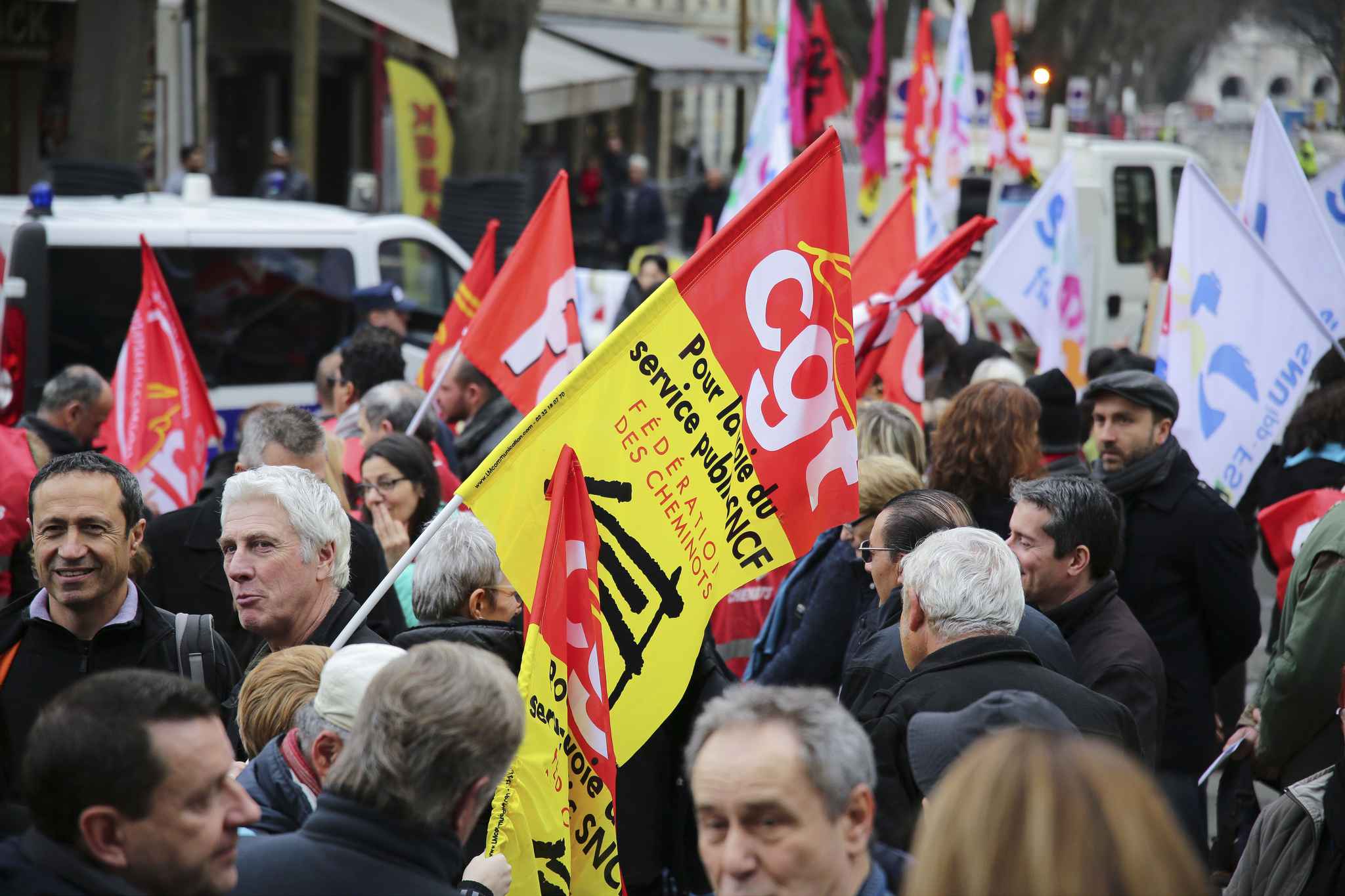 Suivez en direct la manifestation de mardi