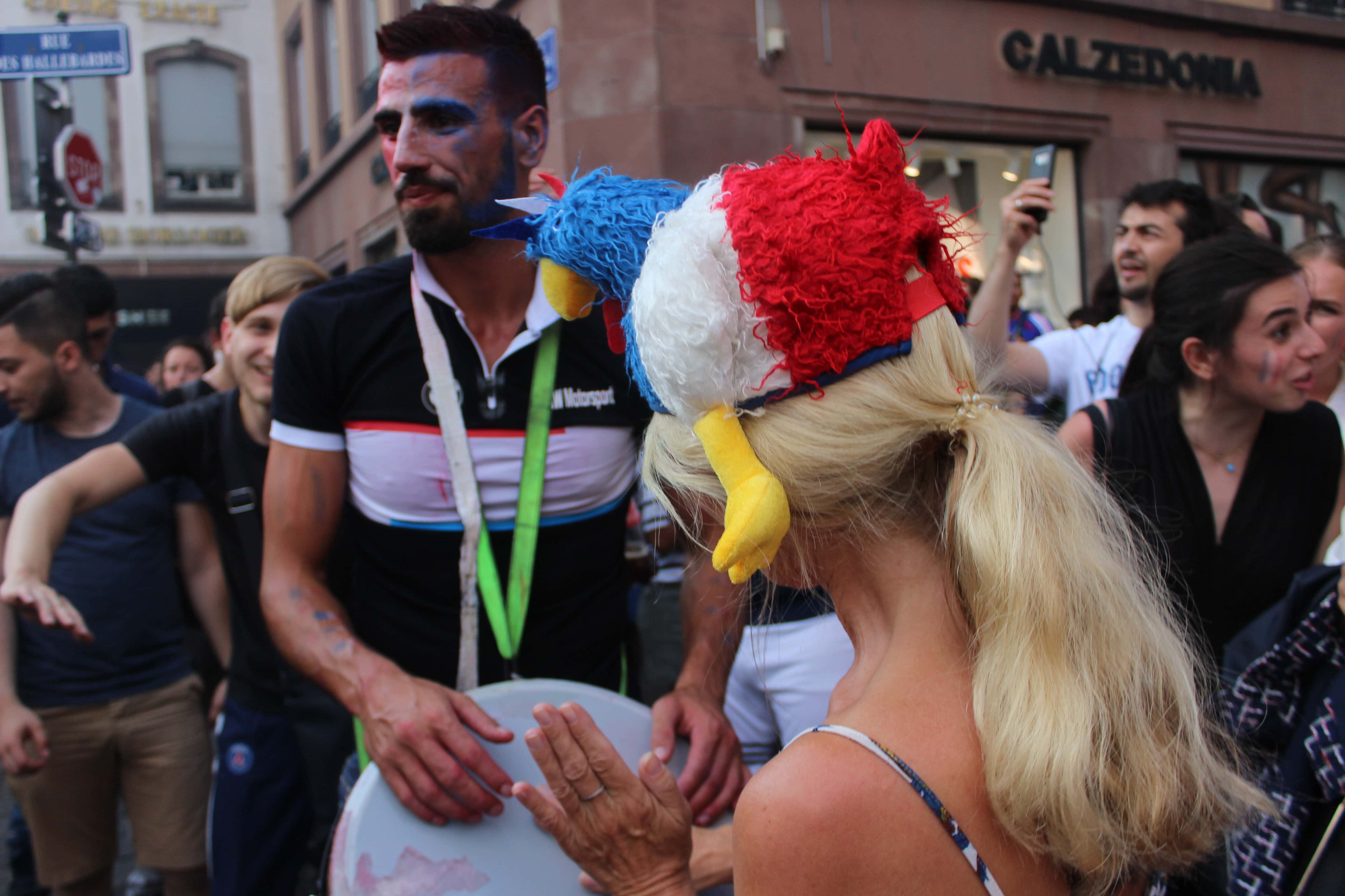 Dans les rues de Strasbourg après la victoire de la France en Coupe du Monde (Photo JFG / Rue89 Strasourg)