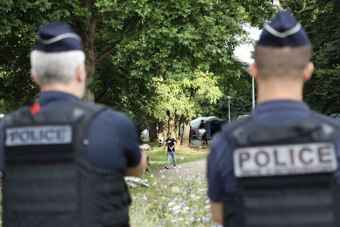 La police a entamé la deuxième évacuation du campement de Krimmeri