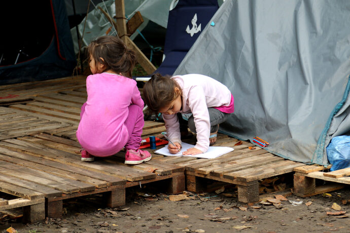 Au moins 118 enfants et jeunes ados au camp de Krimmeri