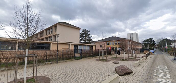 Mobilisation pour héberger 13 familles du collège Lezay Marnésia