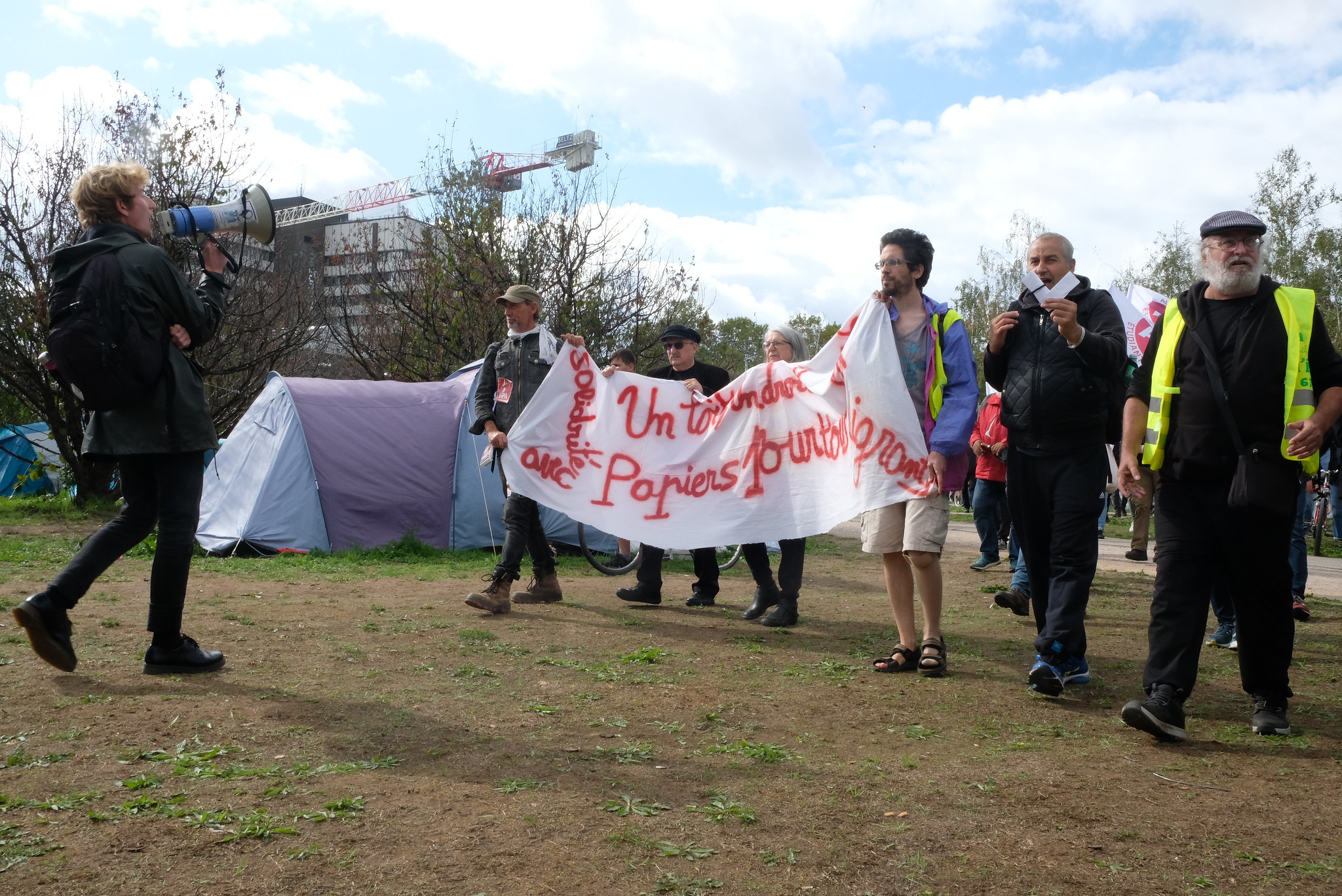 Marche pour le droit au logement des migrants samedi 14 décembre