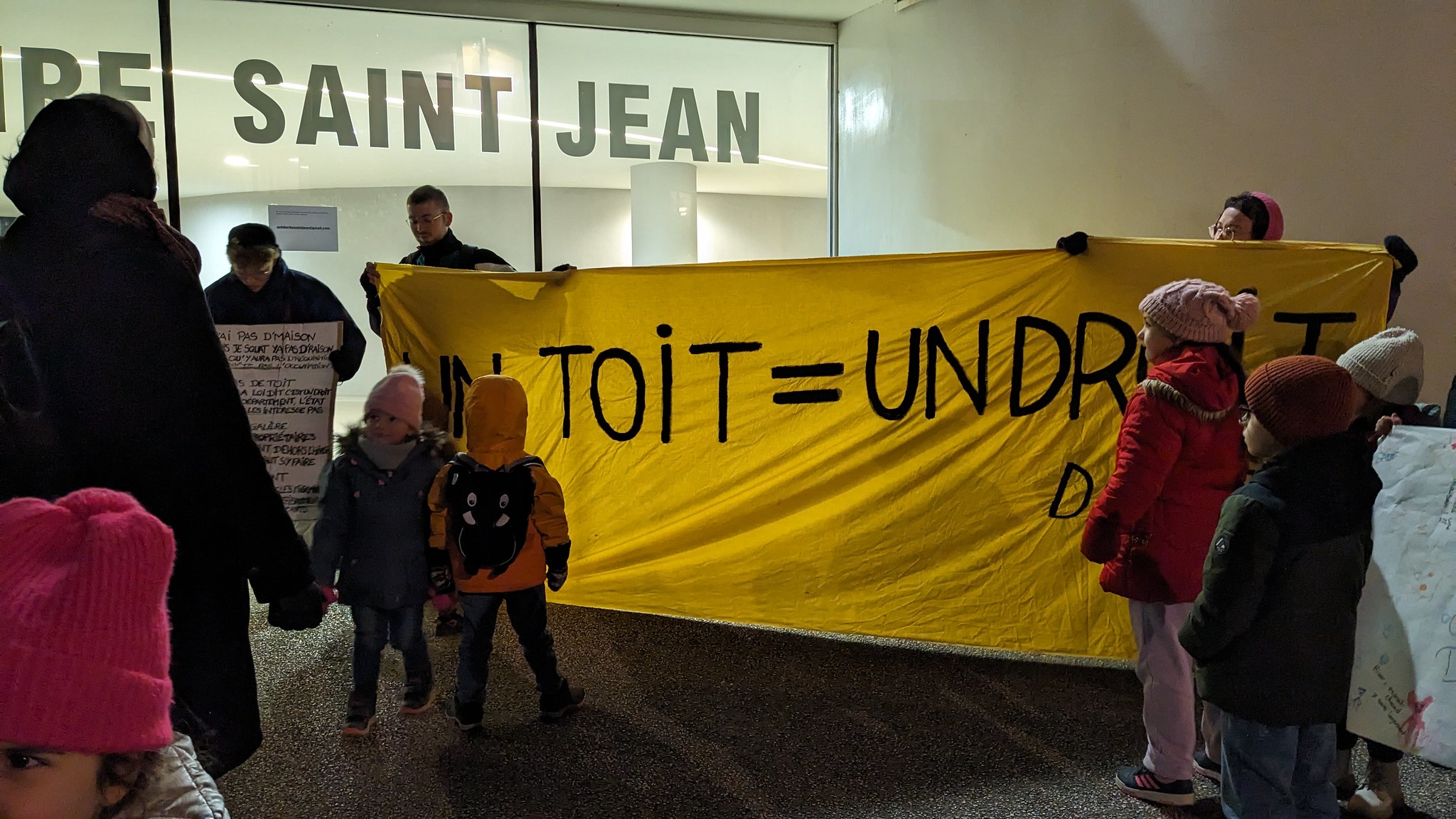 Deux familles abritées à l’école Saint-Jean